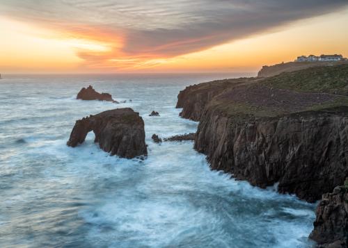 Tempête sur les Cornouailles